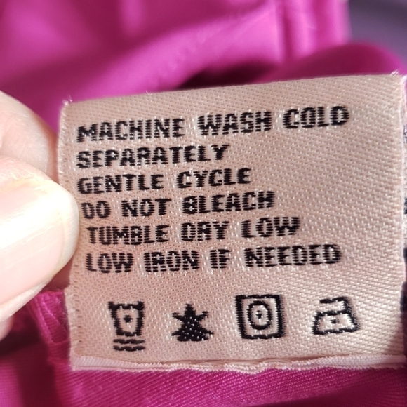 Disney Alice Through the Looking Glass Pink Top - Picture 6 of 6